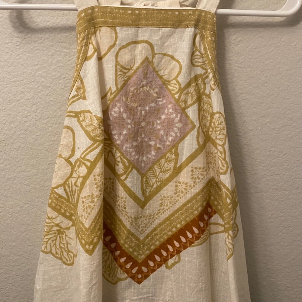 Backless tank top